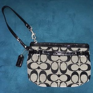 SIGNATURE COACH WRISTLET, Brand New!!